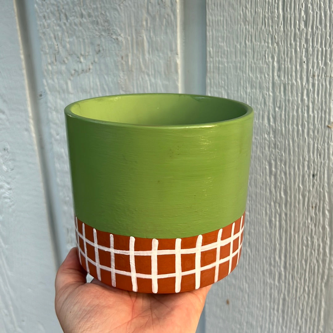 Green White Lines Painted Terra Cotta Pot💚